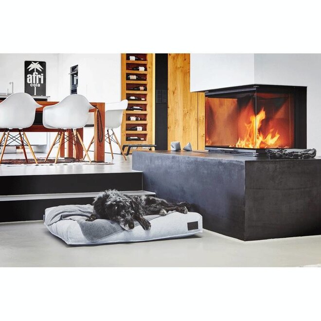 MiaCara Divo Hondenkussen pebble