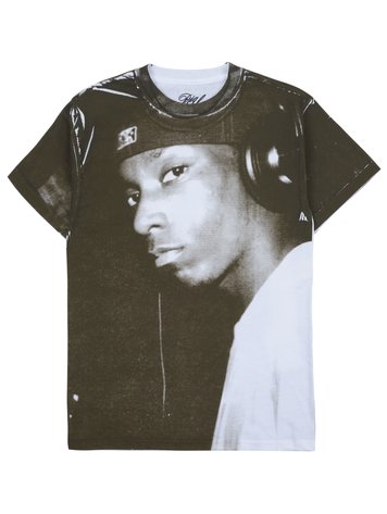 PLEASURES - Big L In Memory T-Shirt Brown –