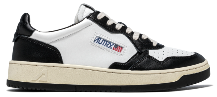 AUTRY Medalist Leather Low Sneakers 'Black/White'