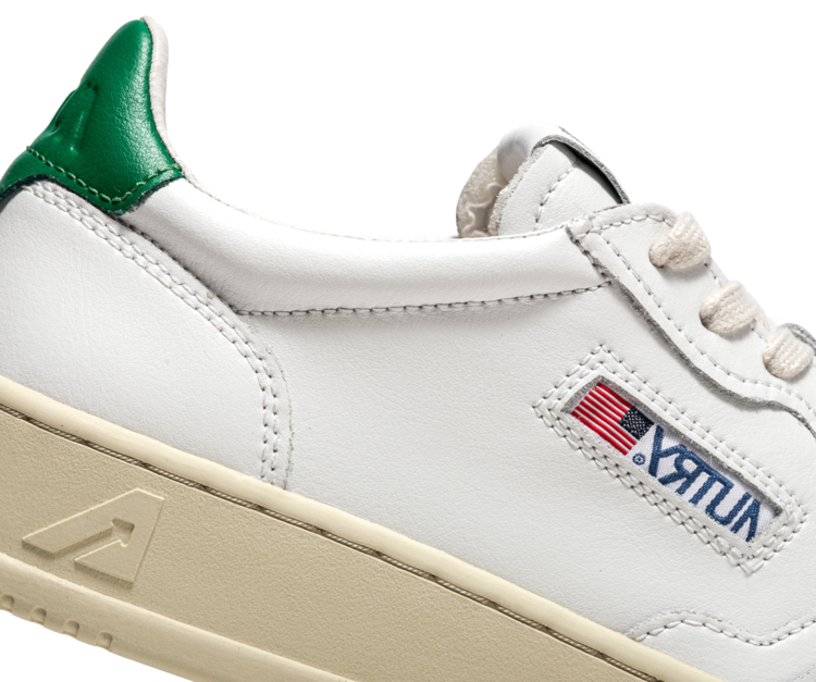 AUTRY Medalist Leather Low Sneakers 'White/White/Green'