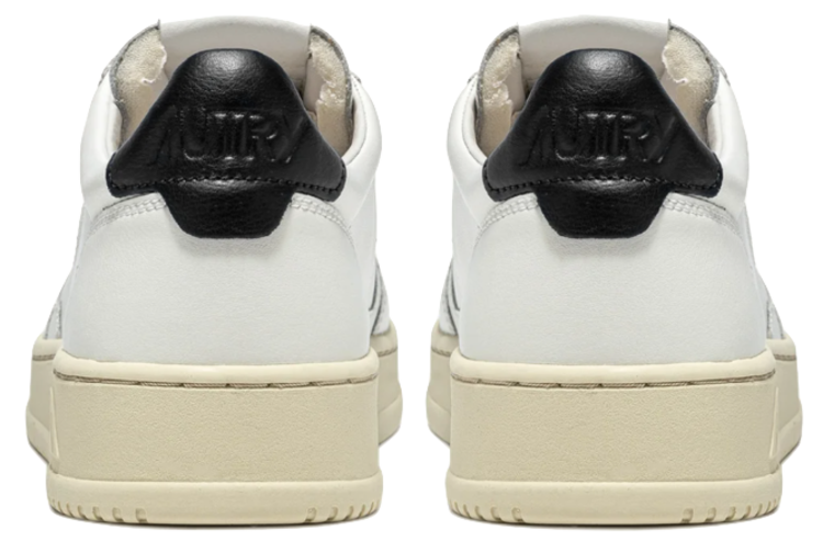 AUTRY Medalist Leather Low Sneakers 'White/Black'