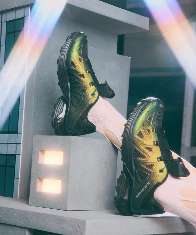 Salomon XT-WHISPER VOID Sneakers 'Black/Black/Silver'