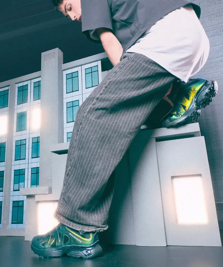 Salomon XT-WHISPER VOID Sneakers 'Black/Black/Silver'