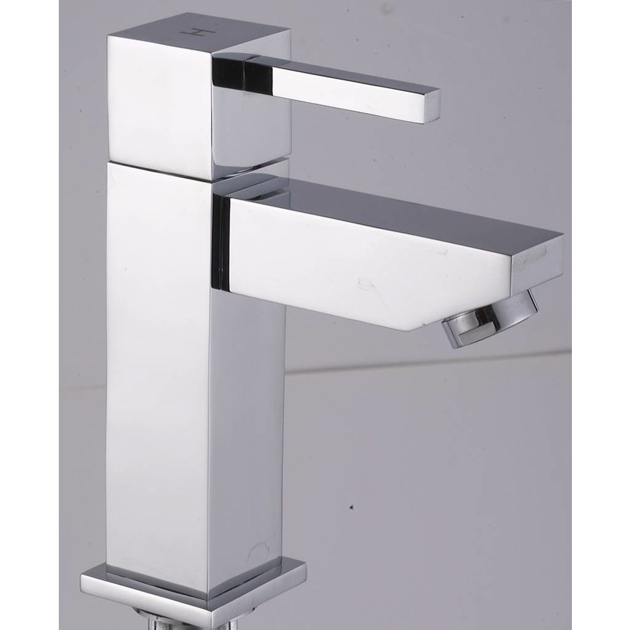 Fonteinkraan Sani-Sub vierkant