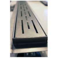 Douchegoot Brauer 160x7 cm RVS Vloerflens Inclusief Kunststof Sifon Verstelbare Poten