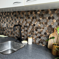 Mozaïek Isodeco Steenstrip Hexagon V-Groef Zelfklevend 28.8x29.2 cm Koper (Prijs Per Stuk)