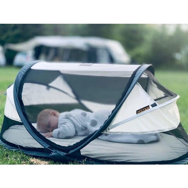 Deryan Baby Luxe travelcot cream