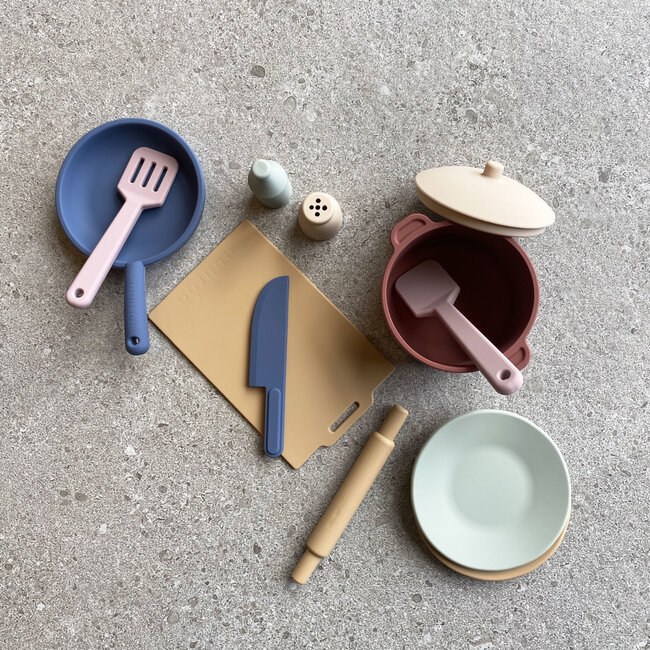 Nuuroo siliconen kitchen playset  Adam 12 pcs