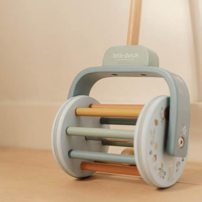 Little Dutch Duwstok Rammelaar - Forest Friends