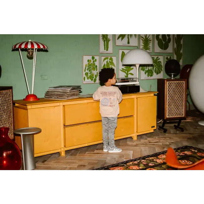 Daily7 oversized sweater music latte sand