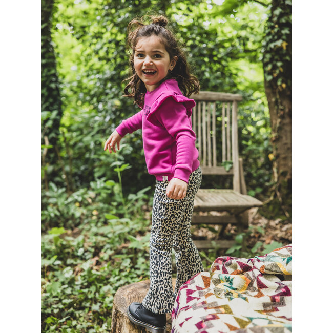 Little sweater with ruffles magenta pink