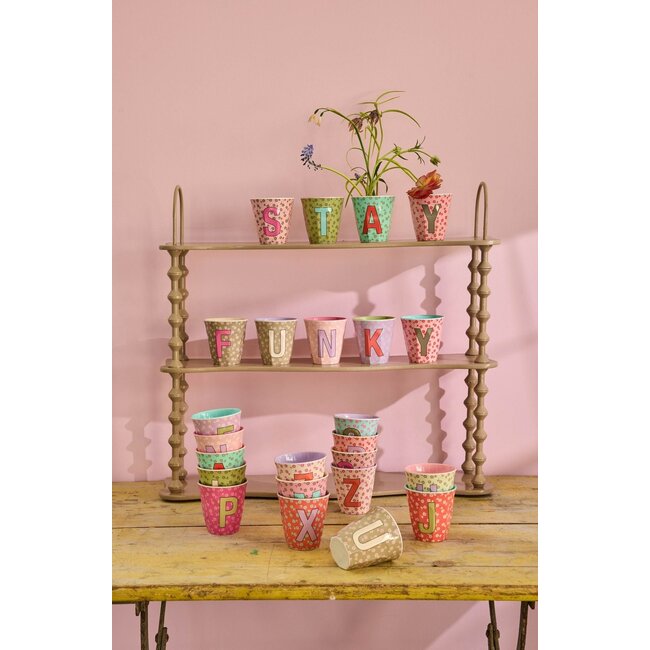 Alfabet beker Flowers Roze