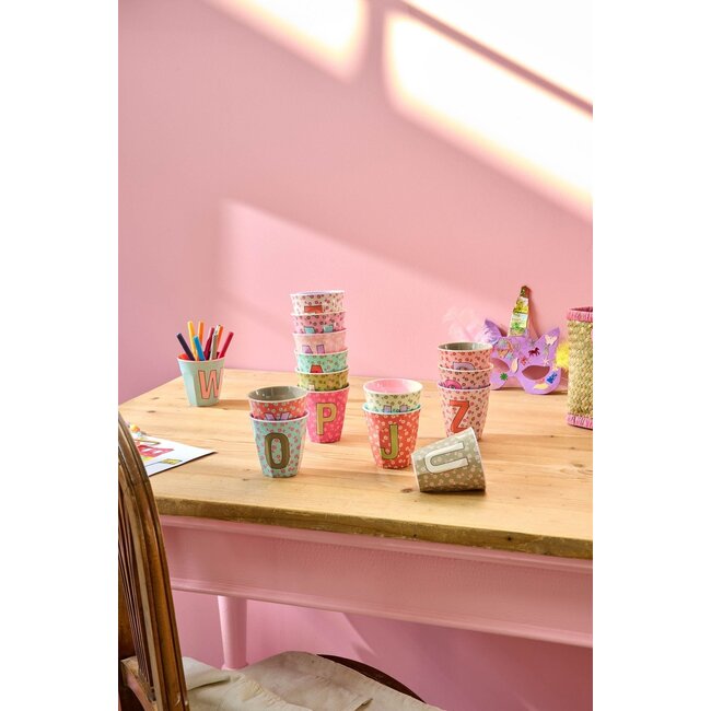 Alfabet beker Flowers Roze