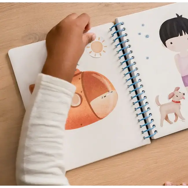 Aankleed en stickerboek Jim & Friends