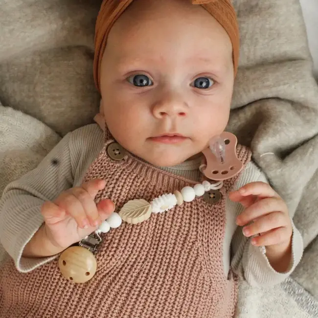 Newborn speenclip Daisy White