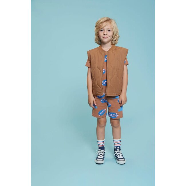 Sturdy short aop - Run the Day hazelnoot