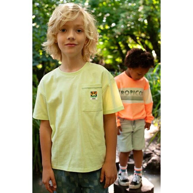 Sturdy t-shirt oversized - Lagoon Legends lime