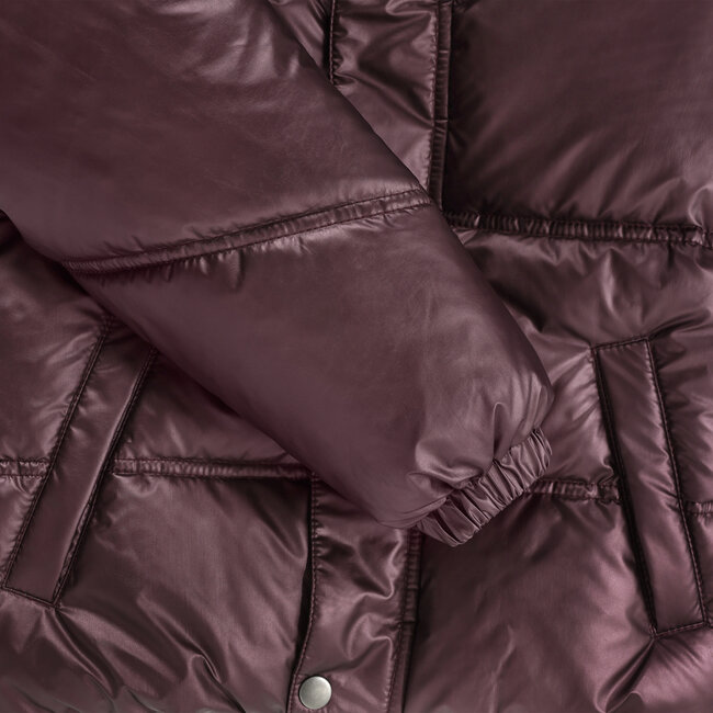 Daily7, Metallic Jacket - Burgundy, Huckleberry