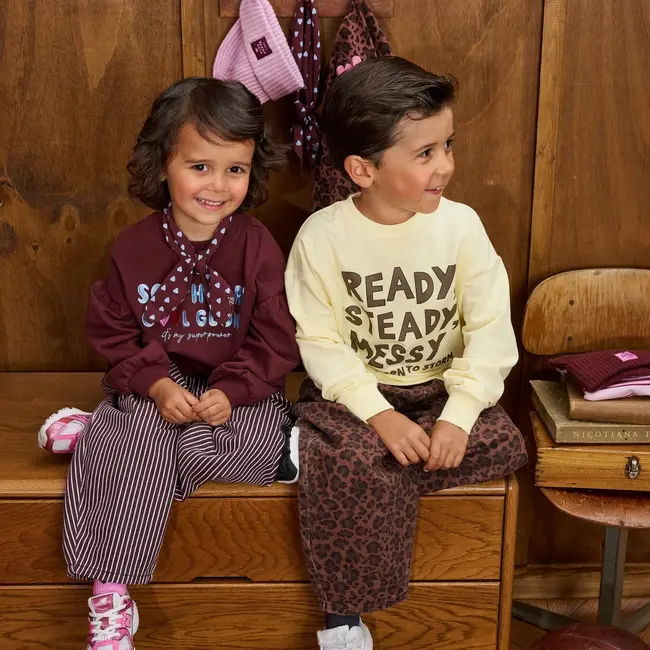 Z8 mini, Sweater Simay - Berry brave