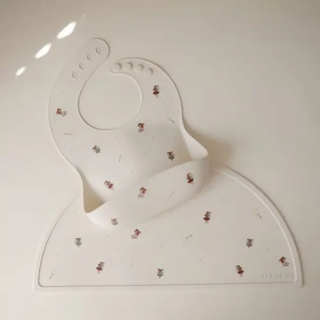 Mushie silicone bib - Fairy Mice