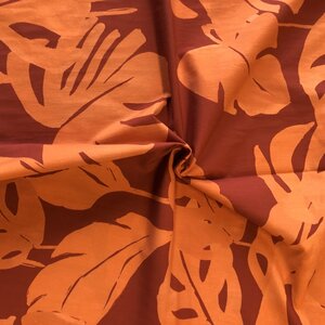 Coupon 464 Katoen brique met oranje bladeren 150 x 150 cm