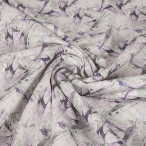 Popeline ecru met veertjes in groen en lila