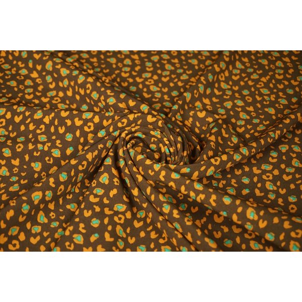 SALE Crepe stof met panterprint oker
