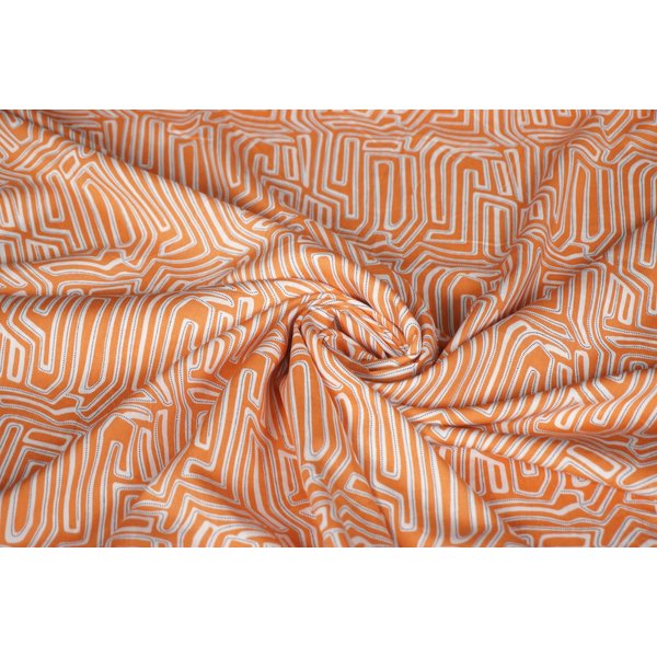 Viscose stof met doolhofprint oranje