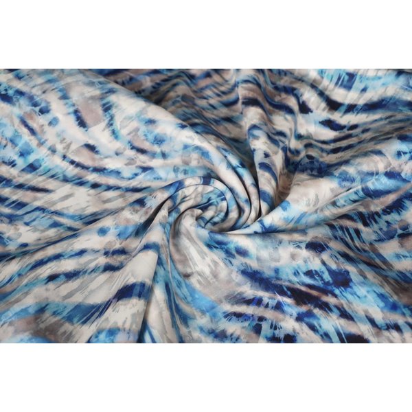 Stretch katoenen stof met blauwe dierenprint