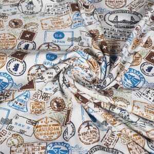  Tricot met paspoort stempels