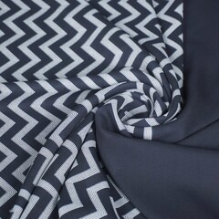  Coupon 463 Voile blauw met zigzag 180 x 150 cm