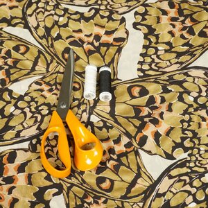  Chiffon met dessin van vlindervleugels