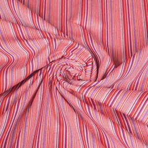 Folklorestof roze en rood