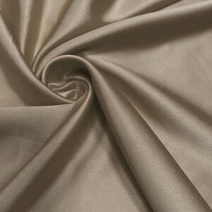 Basic Satijn met stretch zandkleur