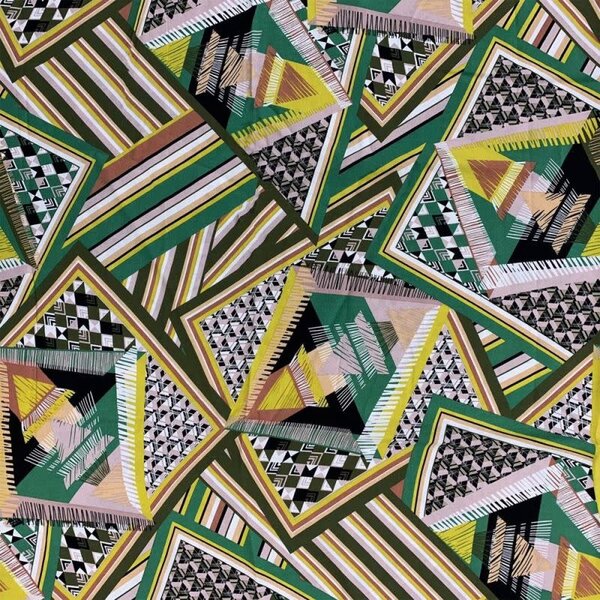 SALE Viscose stof met hoekenprint groen