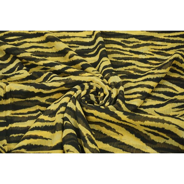 Coupon 261 Chiffon met gele dierenprint 180 x 150 cm
