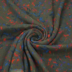 Coupon 651 Chiffon groen met rood/blauwe bloemetjes 180 x 140 cm