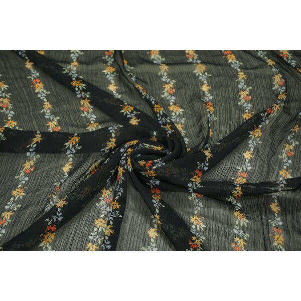 Coupon 689 Chiffon zwart met gebloemde streep 180 x 150 cm