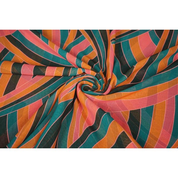 Coupon 35 Chiffon met gekleurd lijnenspel 180 x 140 cm