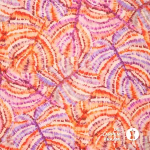 *** Viscose mix met oranje tie dye bladeren