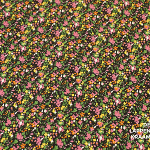  Coupon 417 Tricot zwart met kleine roze en gele bloemetjes 170 x 180 cm