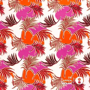  Coupon 195 Viscose tricot wit met oranje en roze bladeren 170 x 140 cm