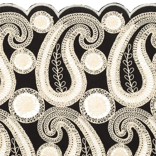 Zwart met ecru broderie in paisleydessin