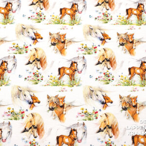  Tricot wit met paarden