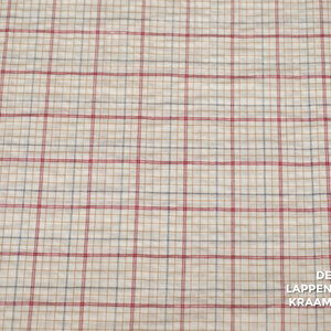 Seersucker gebroken wit rood geel geruit