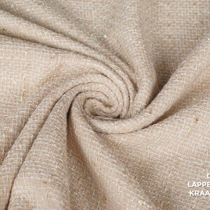 *** Boucle ecru met glitterdraad