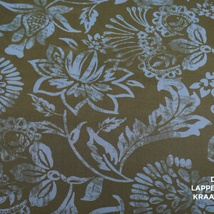  Viscose groen met bloemenprint