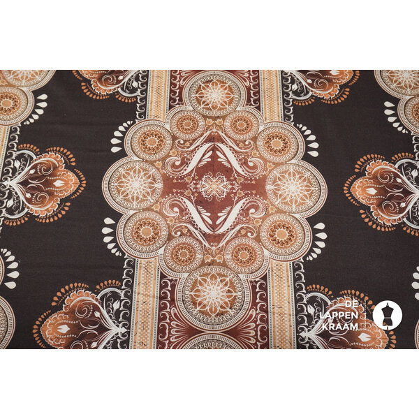 SALE Stretchkatoen stof donkerbruin met grote mandala print