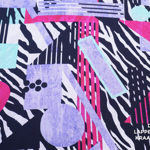 *** Viscose in retroprint lila