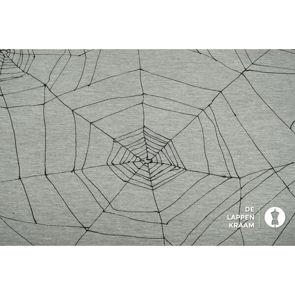 Coupon 56 French terry grijs met spinnenwebben 180 x 160 cm